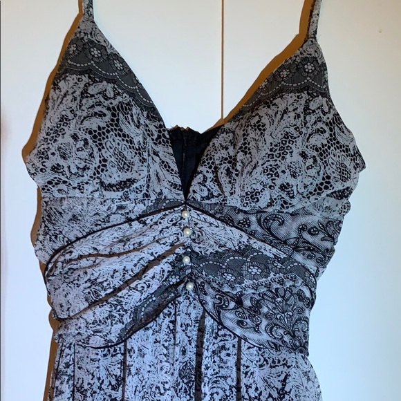 Dress - Picture 3 of 5